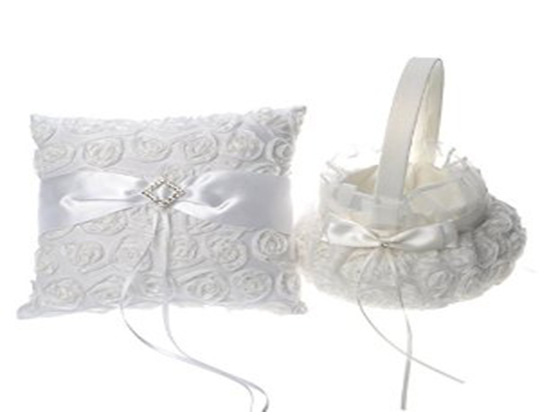 ring pillow and gift basket set